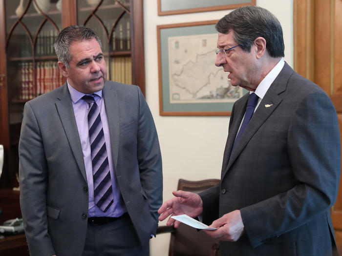 561f4dd3903a64871b6fe4c0813118fb