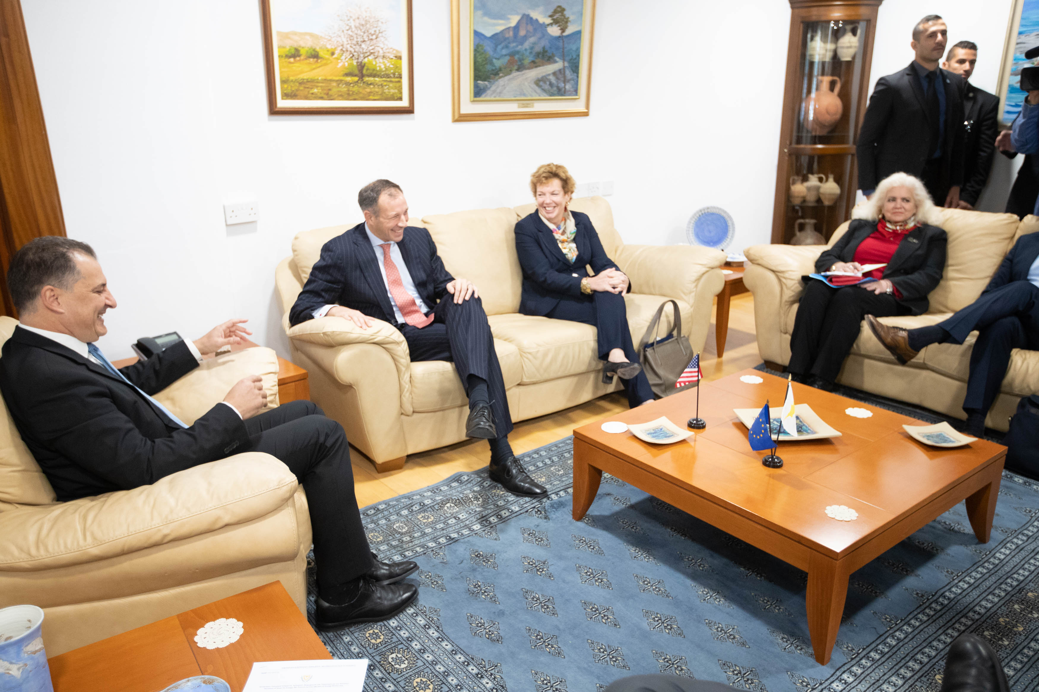 Υπουργός Εμπορίου – Συνάντηση με τ