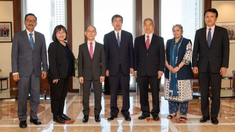 32931-climate-change-group-final